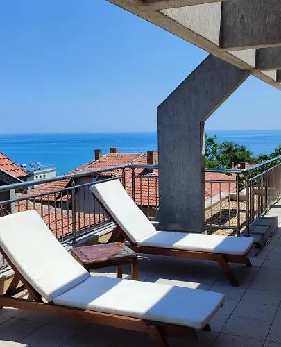 Rusalka Apart-residence * オブゾー